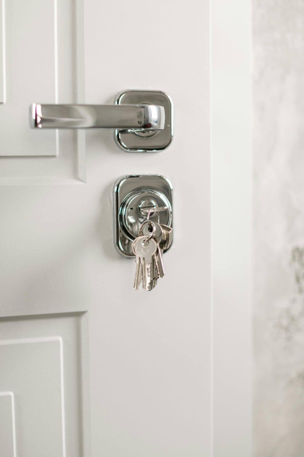 Porte blindée et serrure renforcée